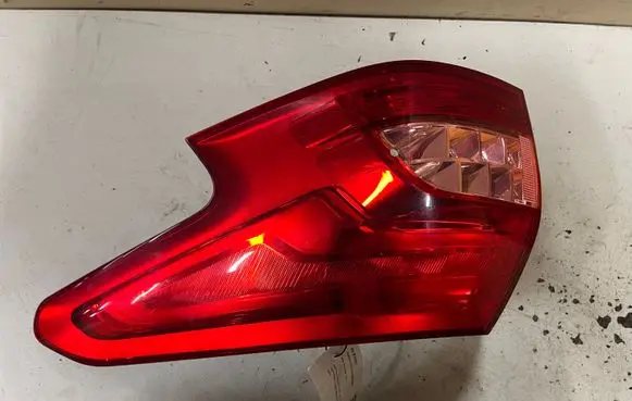Citroen C5 Rear/tail lights VP8X8X13404AX 79998D