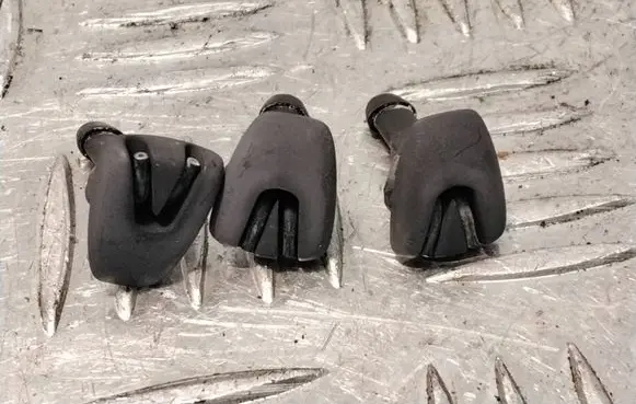 Volvo S80 Windshield washer spray nozzle 