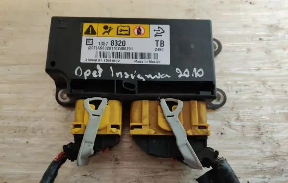 Opel Insignia A Airbag control unit/module 13578320