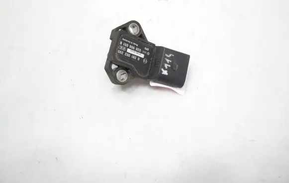 Skoda Octavia Mk2 (1Z) Air pressure sensor 038906051B 0281002399