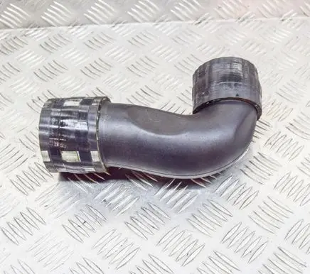 Volvo XC70 Intercooler hose/pipe 30751920