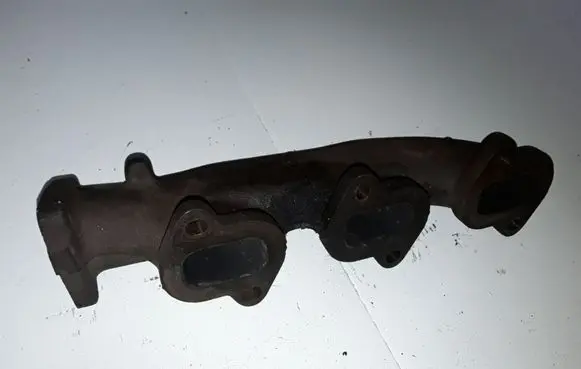 Audi A6 S6 C6 4F Exhaust manifold 059253033P