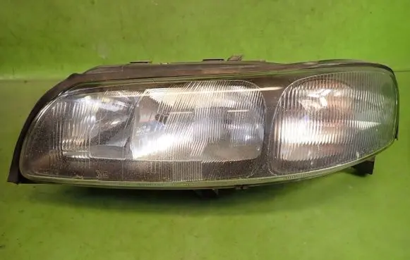 Volvo S60 Headlight/headlamp 8662919