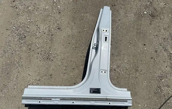 Volkswagen T-Roc Pillar (middle) 2ga809447 2ga809219