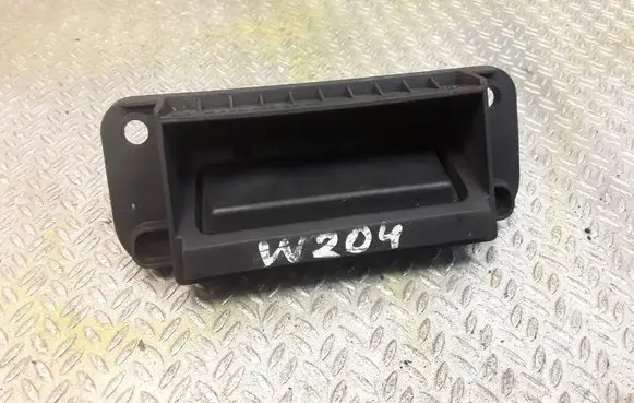 Mercedes-Benz C W204 Tailgate/boot open switch button A2047500293 2047500293