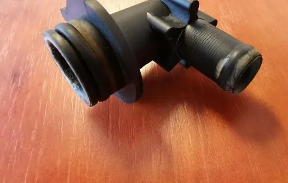 Ford Focus Engine coolant pipe/hose 6790862670