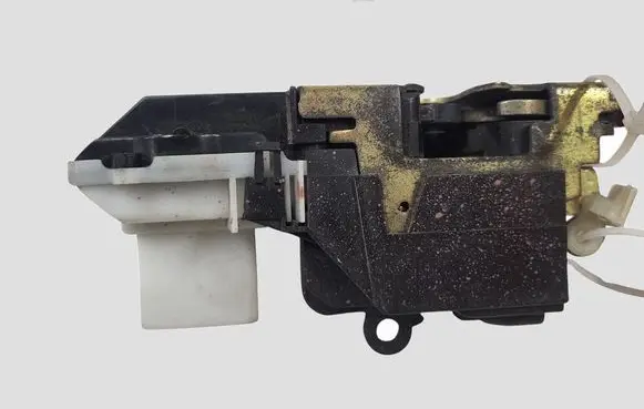 Citroen Berlingo Front door lock