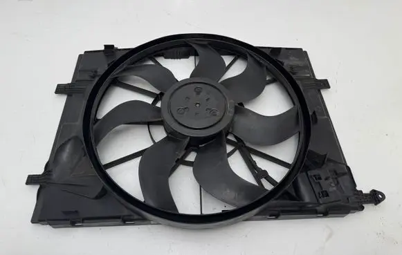 Mercedes-Benz C W205 Electric radiator cooling fan A0999062100 430708461