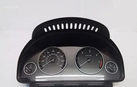 BMW 5 F10 F11 Speedometer (instrument cluster) 9249347 43695401 1533433