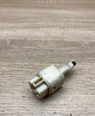 Toyota Corolla Verso E121 Brake pedal sensor switch 2701J44