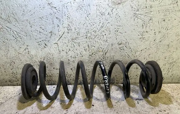 Skoda Superb B6 (3T) Rear coil spring