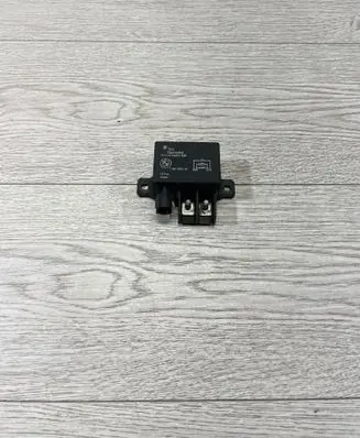 BMW X5 E70 Other relay 7661503 2332A2022