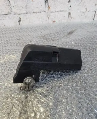 Audi A6 S6 C6 4F Battery relay fuse 4F0915519