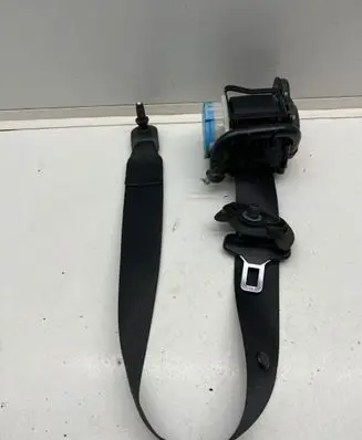 Mercedes-Benz B W246 W242 Front seatbelt 307068099228 3063559