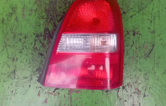 Nissan Primera Rear/tail lights
