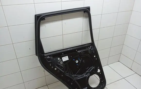 Porsche Cayenne (9PA) Rear window lifting mechanism without motor L7L000062F 7L0839015A 7L5971694