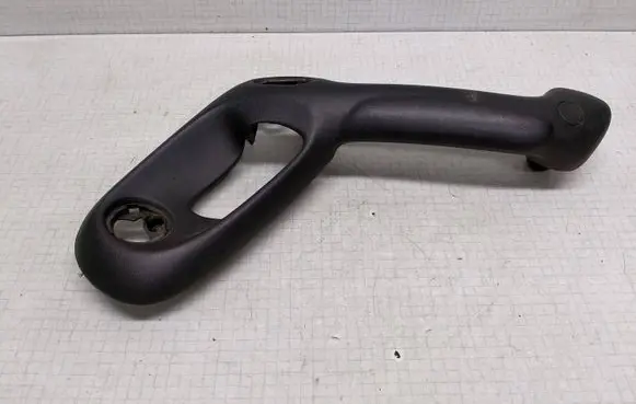 Opel Vectra B Rear door handle trim 90503252