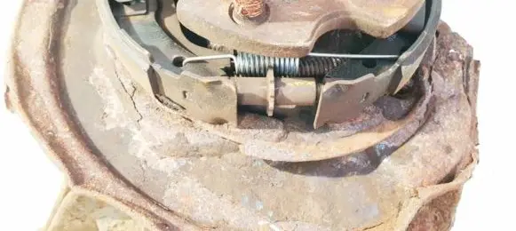 Toyota Avensis T250 Handbrake/parking brake pads 