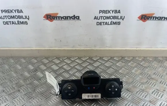 Renault Modus Climate control unit 8200563524 69340012