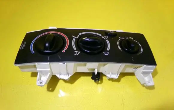 Renault Megane I Climate control unit 662369