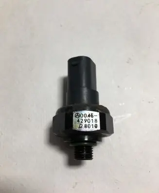 Mercedes-Benz SLK R171 Air conditioning (A/C) pressure sensor 0045-429018