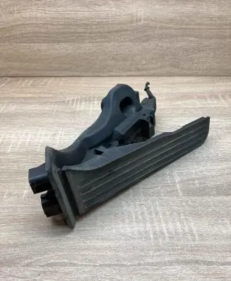 Volkswagen PASSAT B6 Accelerator throttle pedal 1K1721503L 6PV008600 WithPlug