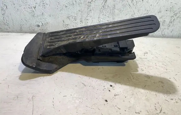 Skoda Octavia Mk2 (1Z) Accelerator throttle pedal 1K2721503T 6PV01053600