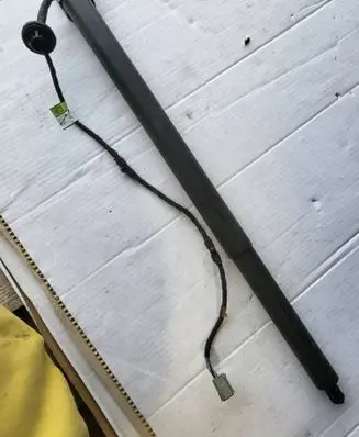 Ford Kuga III Tailgate strut LV4BS402A54AB 012507 S102A54