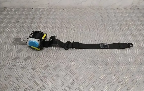 Toyota bZ4X Rear seatbelt 1178514