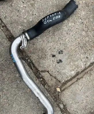 Opel Zafira A Intercooler hose/pipe
