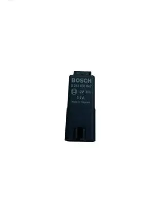 Volvo V70 Glow plug pre-heat relay 0281003047 30785663