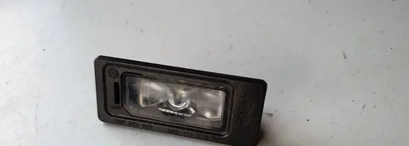 Seat Arona Trunk door license plate light bar 