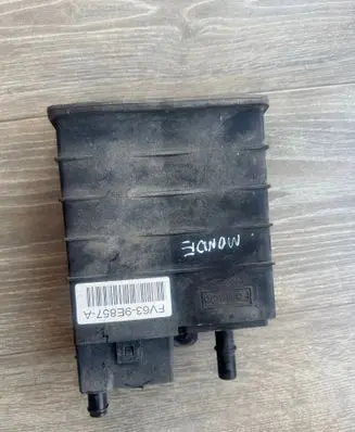 Ford Mondeo MK V Active carbon filter fuel vapour canister FV639E857A
