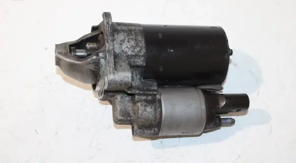 Audi A4 S4 B6 8E 8H Starter motor 06B911023A