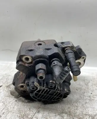 Renault Trafic II (X83) Fuel injection high pressure pump