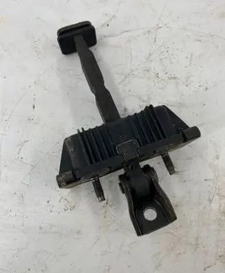 Toyota Avensis T250 Front door check strap stopper
