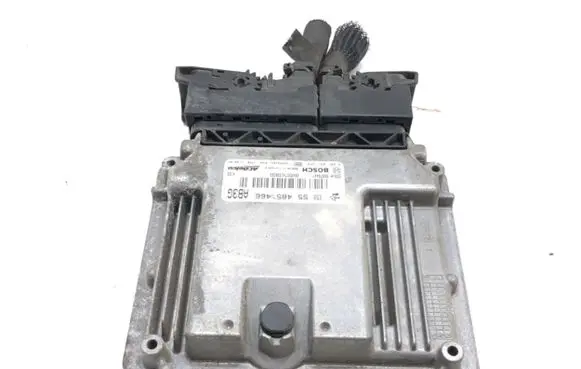 Opel Zafira C Engine control unit/module ECU