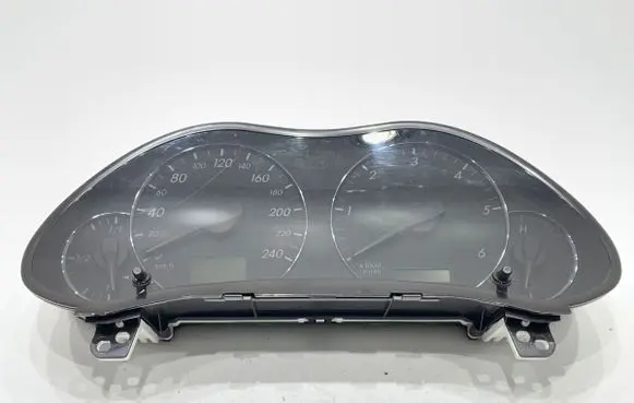 Toyota Avensis T250 Speedometer (instrument cluster) 83800-05630-H