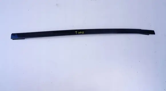 Windshield trim