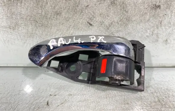Toyota RAV 4 (XA30) Front door interior handle