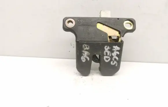 Audi A6 S6 C5 4B Tailgate/trunk/boot lock/catch/latch 4B5827505B
