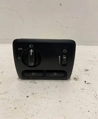 Volvo XC70 Light switch 8691749 04W22E04 ML22DC00108
