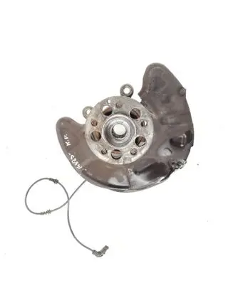 Mercedes-Benz GLK (X204) Front wheel hub 2043322901 2213370245