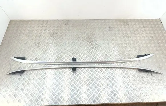 Roof bar rail