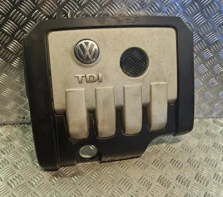 Engine cover (trim)