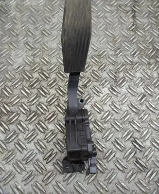 Opel Signum Accelerator throttle pedal 9186725 6PV00832201