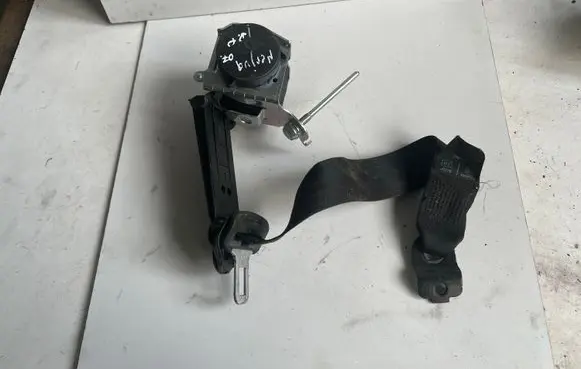 Opel Meriva A Front seatbelt 13243064 13243569