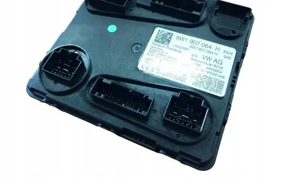 Audi A4 S4 B9 8W Comfort/convenience module 8W1907064H