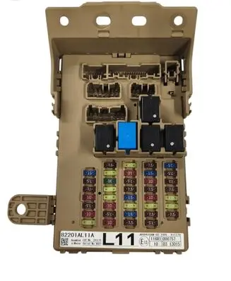 Subaru Outback (BS) Fuse module 82201AL11A