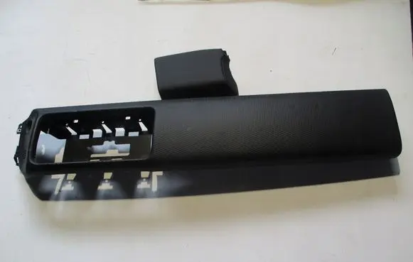 Peugeot Partner III Radio/GPS head unit trim J8A204268A